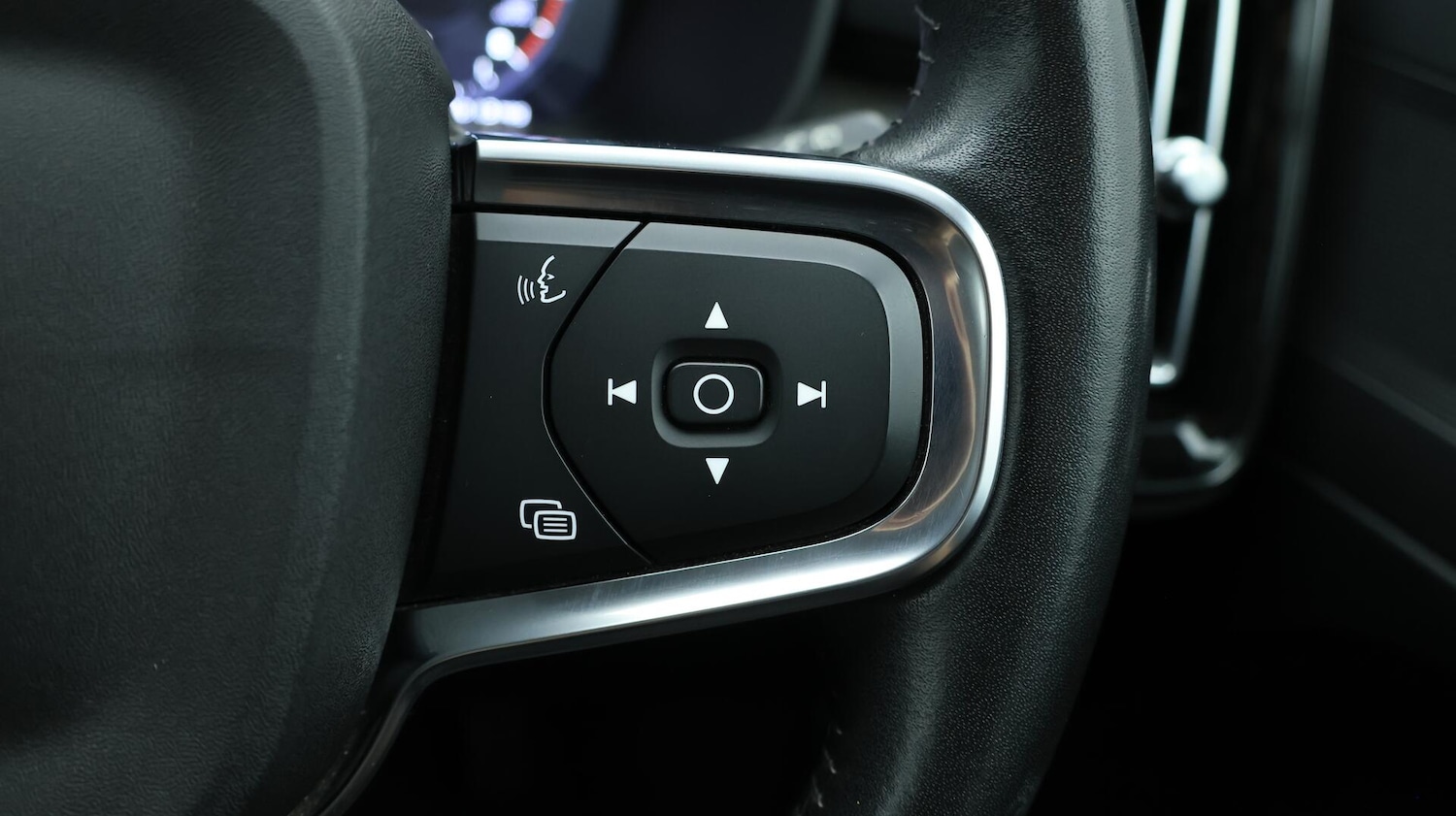Used Volvo XC40 2020 for sale - 76138634: Photo 26