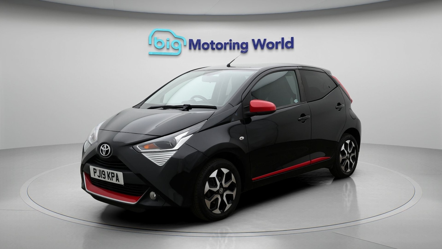 Used Toyota AYGO 2019 for sale - 77650372: Photo 3