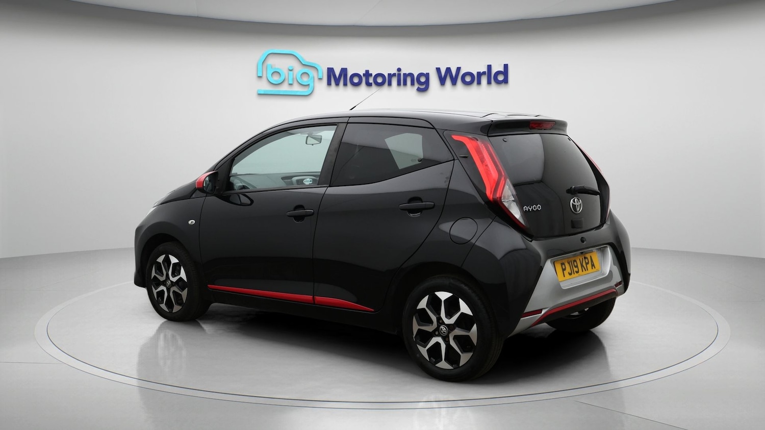 Used Toyota AYGO 2019 for sale - 77650372: Photo 5