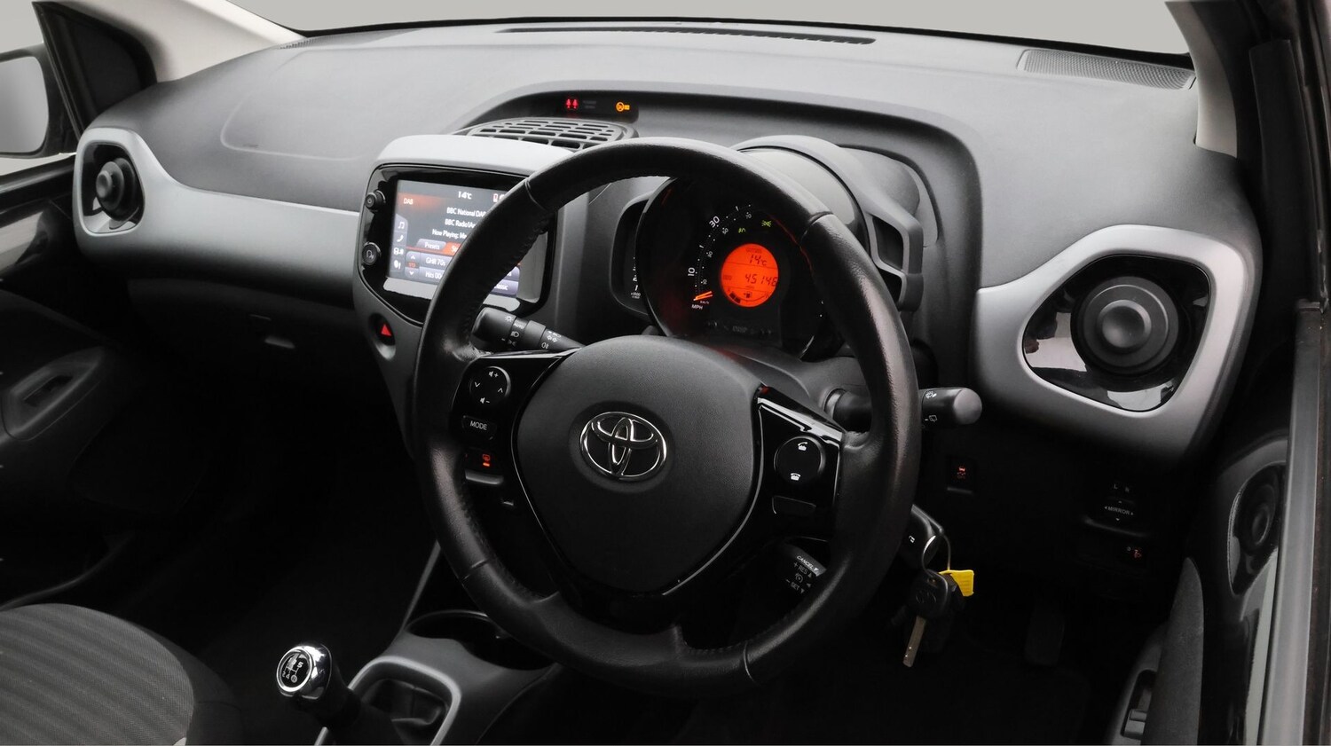 Used Toyota AYGO 2019 for sale - 77650372: Photo 9