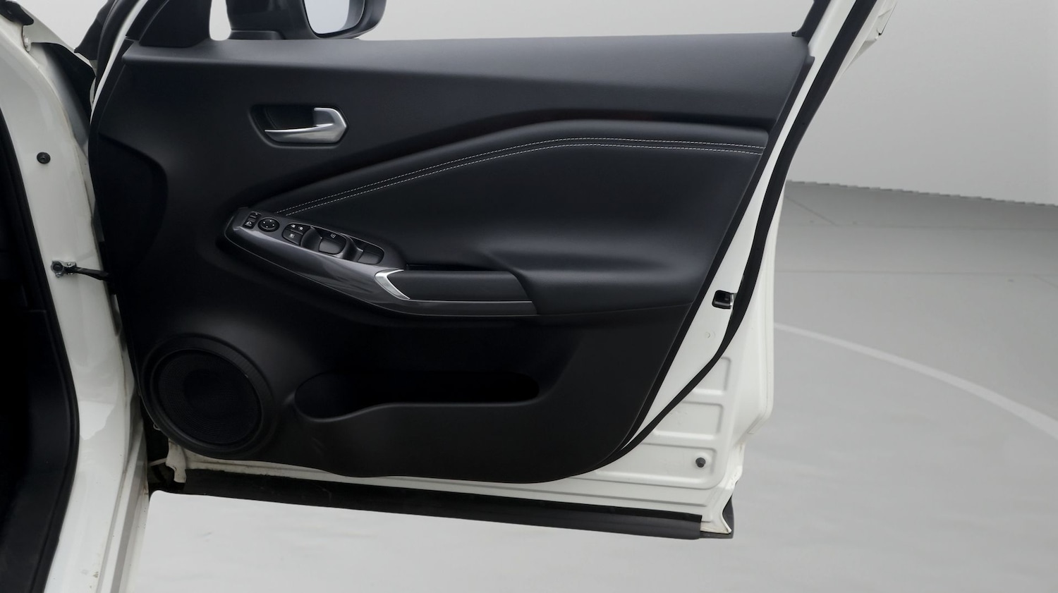 Used Nissan Juke 2023 for sale - 77734910: Photo 15