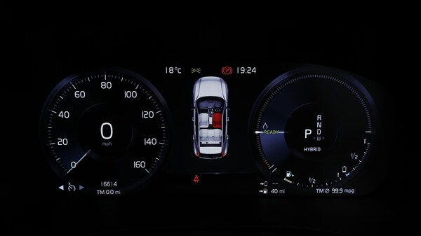Used Volvo XC40 2021 for sale - 76246594: Photo 11