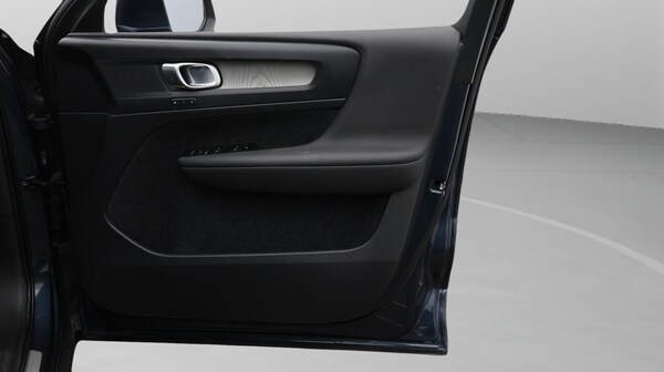 Used Volvo XC40 2021 for sale - 76246594: Photo 16