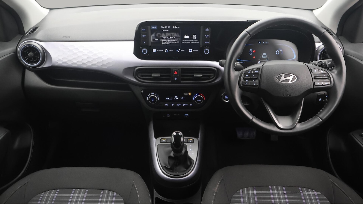 Used Hyundai i10 2023 for sale - 76399283: Photo 14