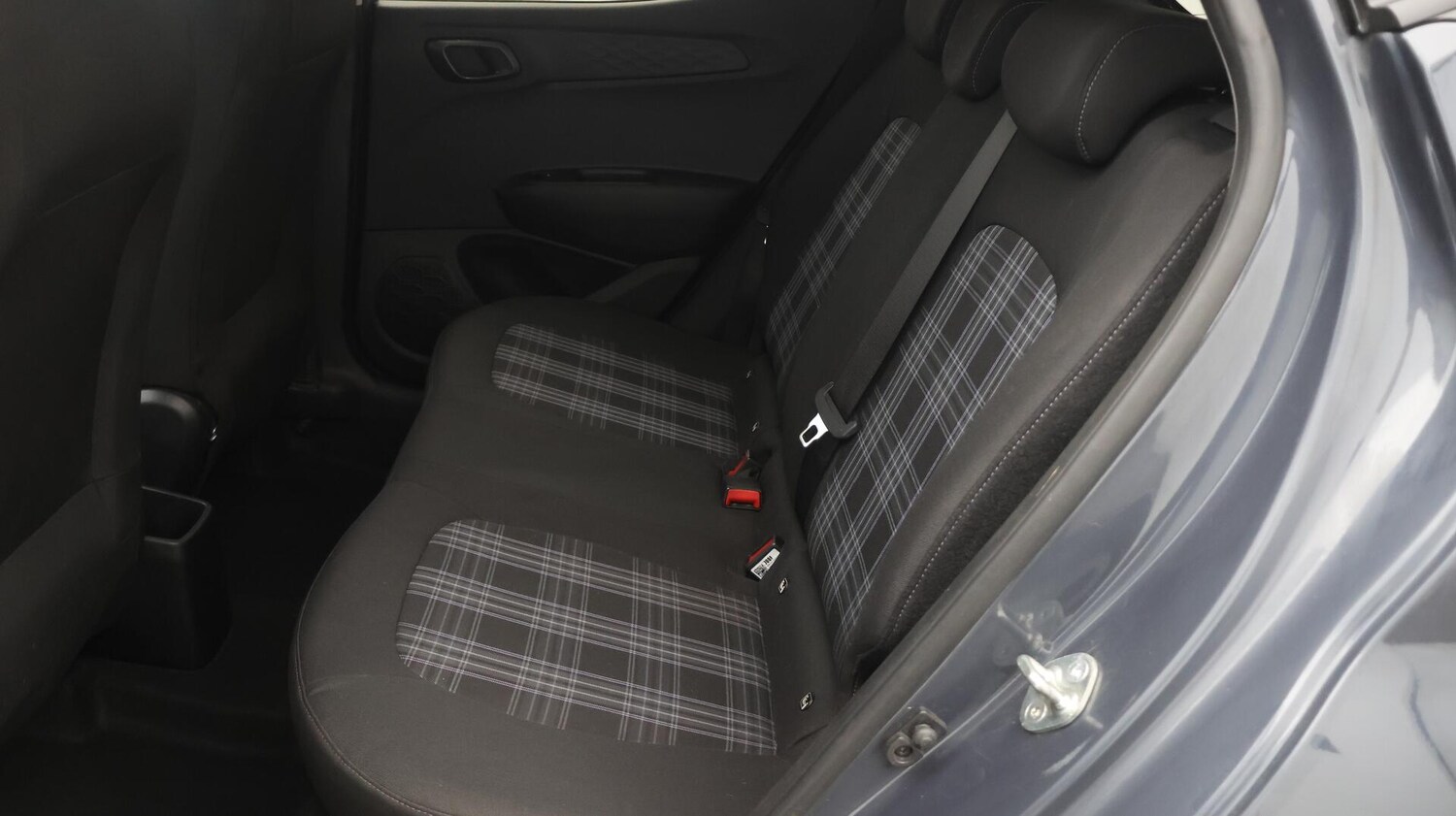 Used Hyundai i10 2023 for sale - 76399283: Photo 17