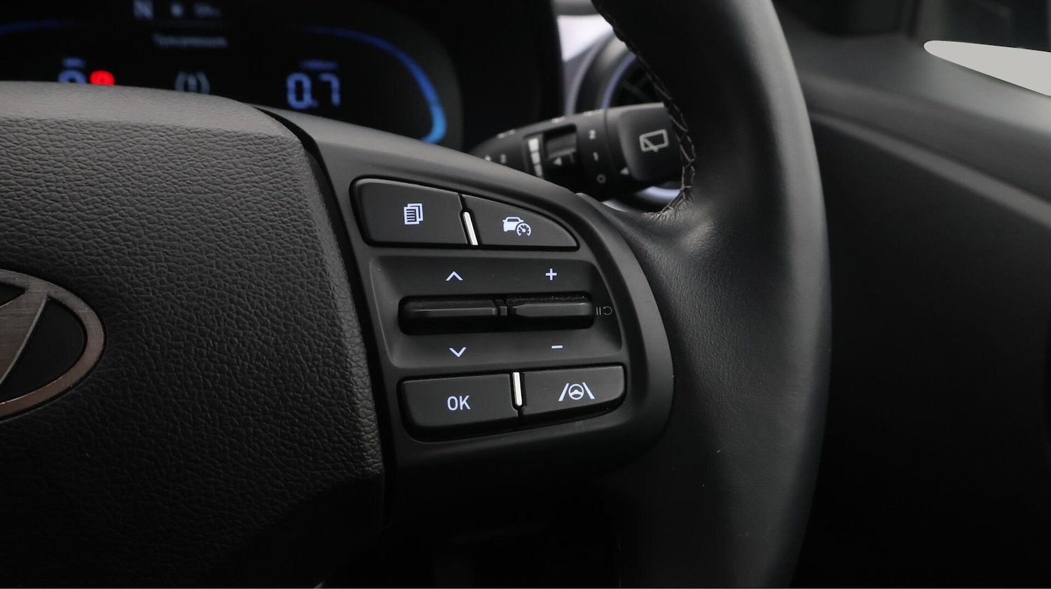 Used Hyundai i10 2023 for sale - 76399283: Photo 26