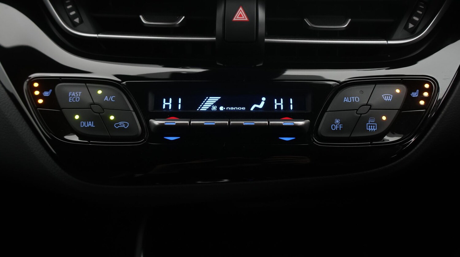 Used Toyota C-HR 2022 for sale - 77282844: Photo 12