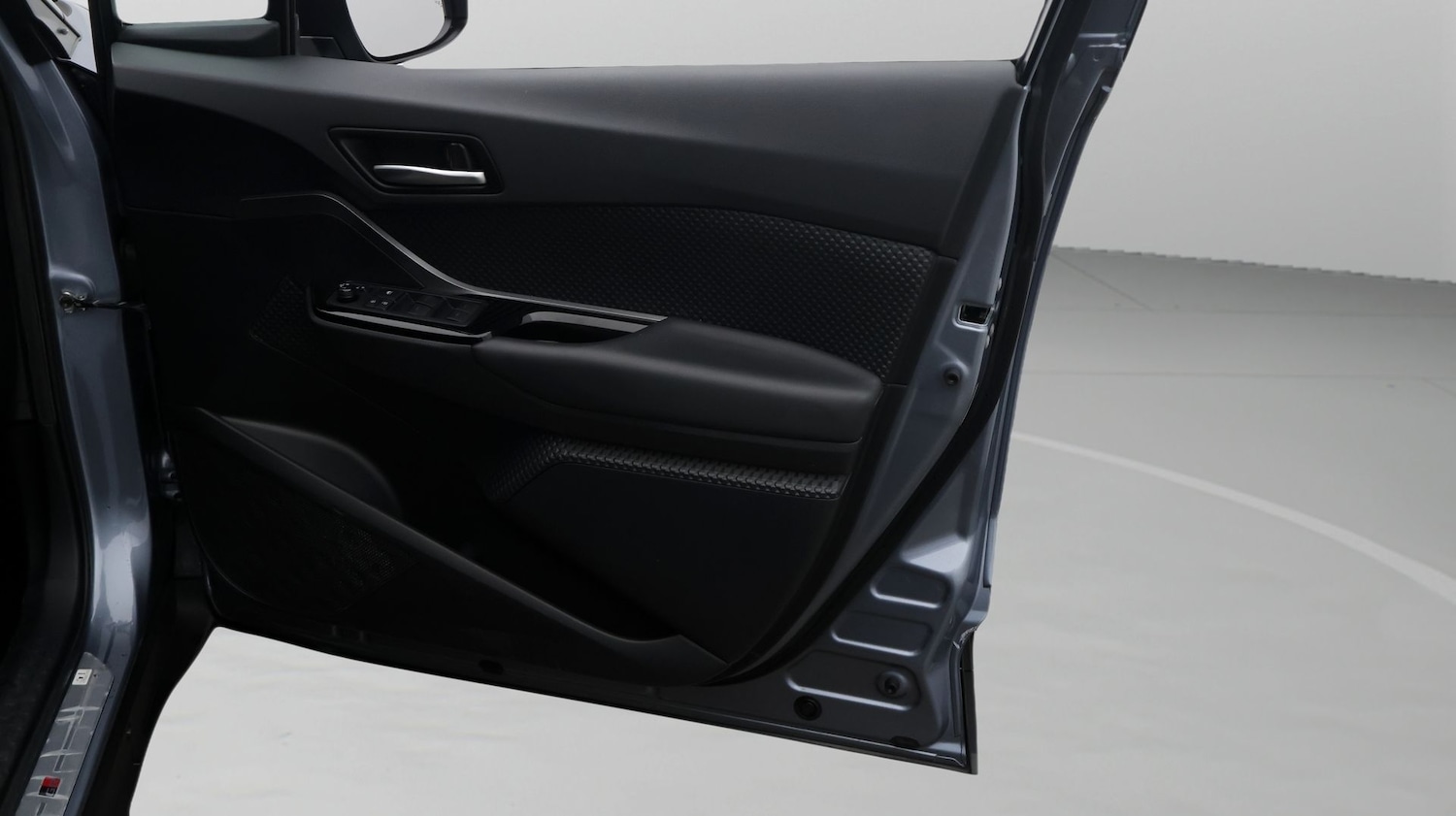 Used Toyota C-HR 2022 for sale - 77282844: Photo 15