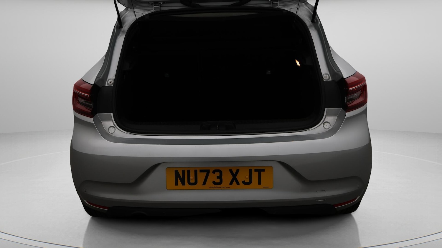 Used Renault Clio for sale - 76633634: Photo 18