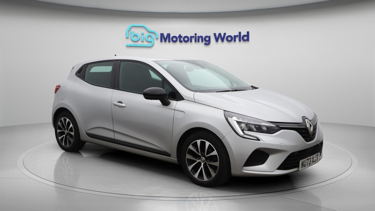 Used Renault Clio for sale - 76633634: Photo 2