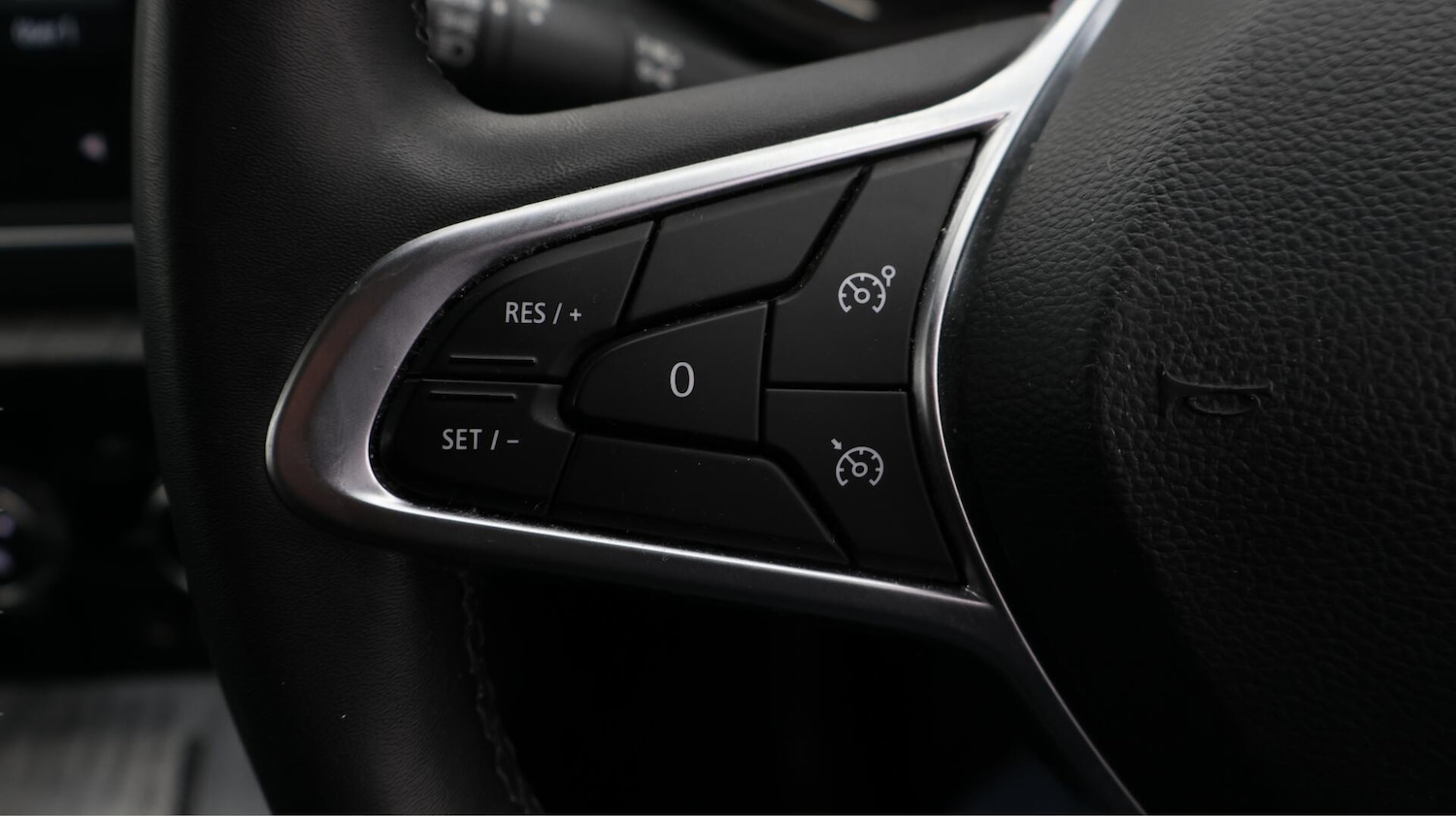 Used Renault Clio for sale - 76633634: Photo 23