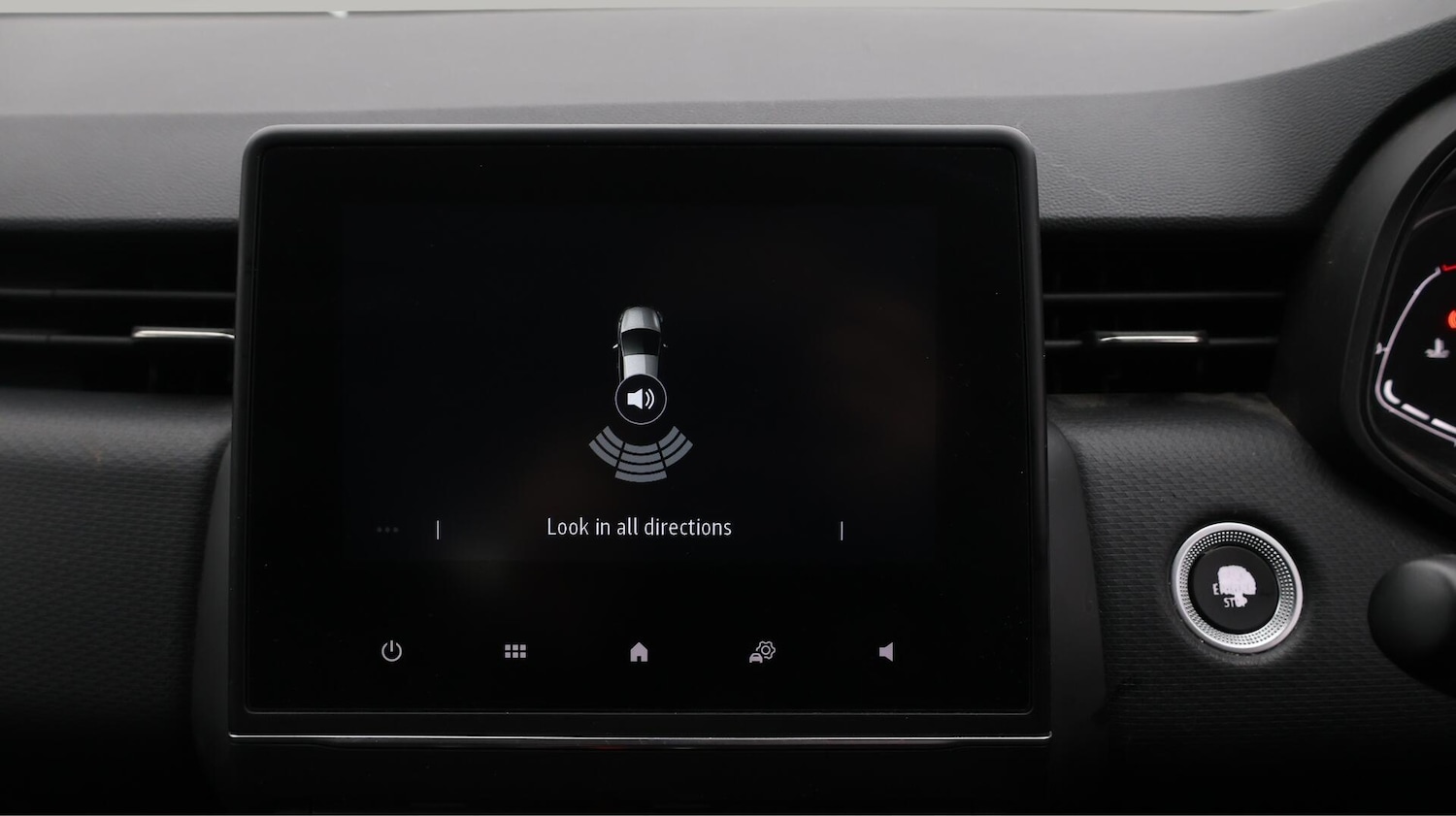 Used Renault Clio for sale - 76633634: Photo 26