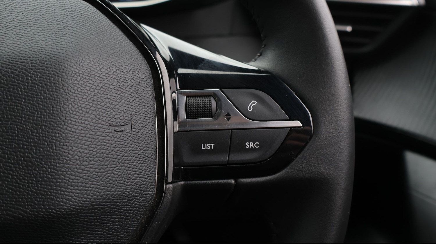 Used Peugeot 2008 2022 for sale - 77303856: Photo 20