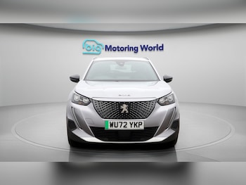 Used Peugeot E-2008 2022 for sale - 77303856: Photo