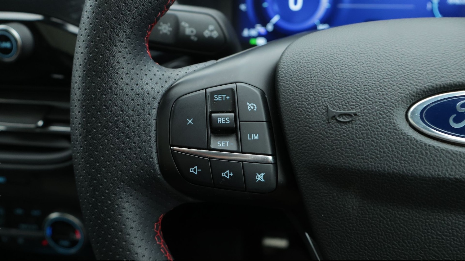 Used Ford Kuga 2022 for sale - 77210963: Photo 25