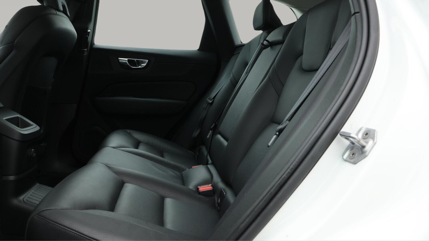 Used Volvo XC60 2021 for sale - 76457376: Photo 17