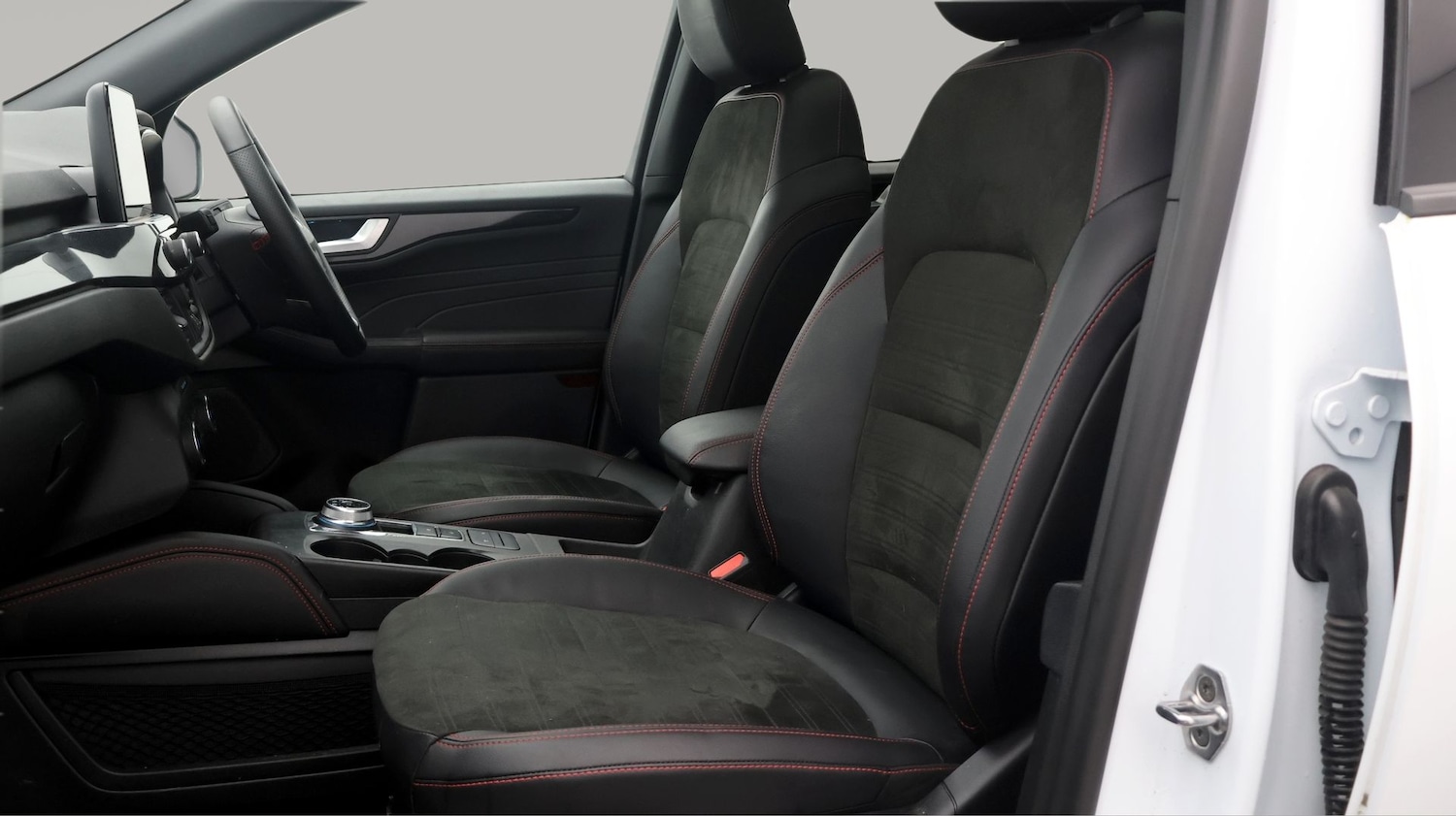 Used Ford Kuga 2023 for sale - 77300900: Photo 14