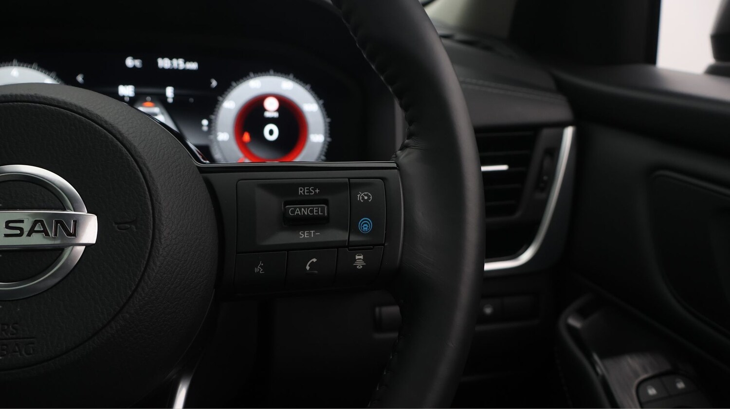 Used Nissan Qashqai for sale - 77807058: Photo 24