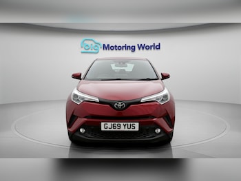 Used Toyota C-HR 2019 for sale - 79232921: Photo
