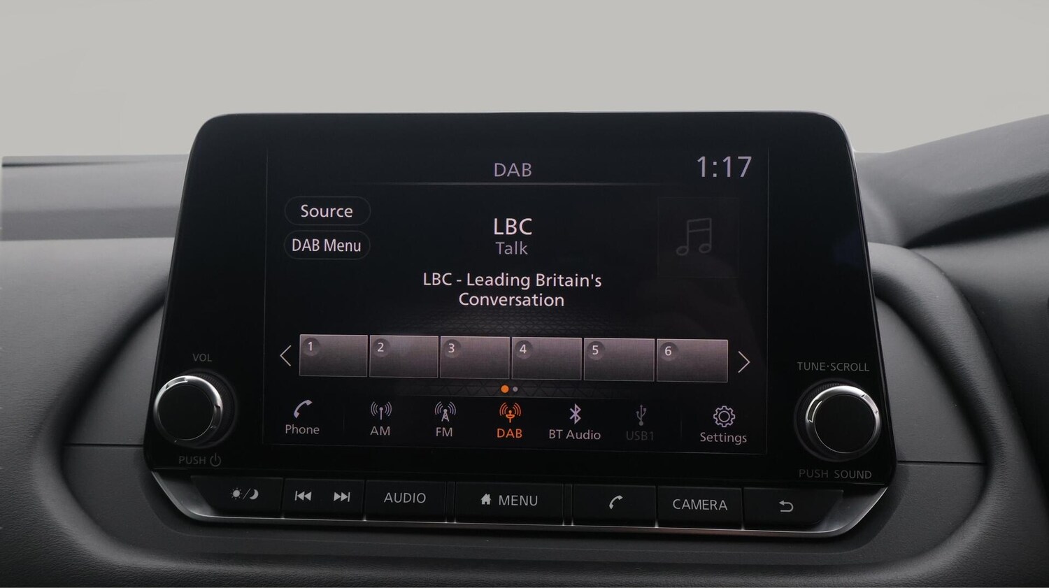 Used Nissan Qashqai for sale - 76728465: Photo 12