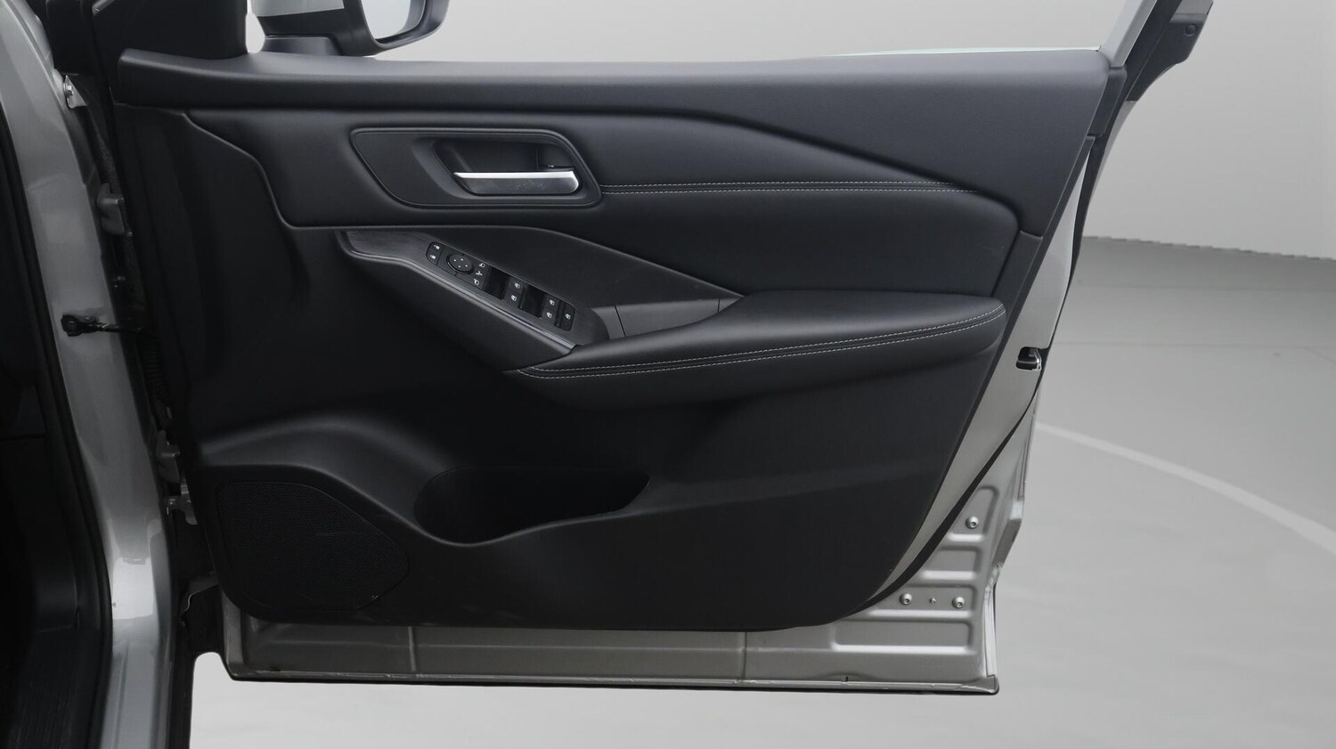 Used Nissan Qashqai for sale - 76728465: Photo 16