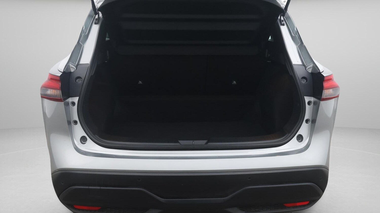 Used Nissan Qashqai for sale - 76728465: Photo 18