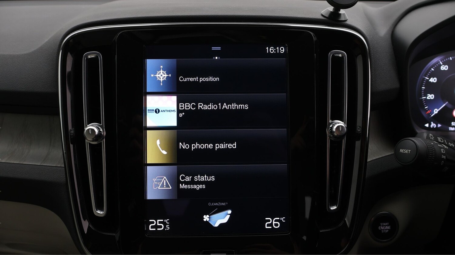 Used Volvo XC40 2021 for sale - 77759598: Photo 11