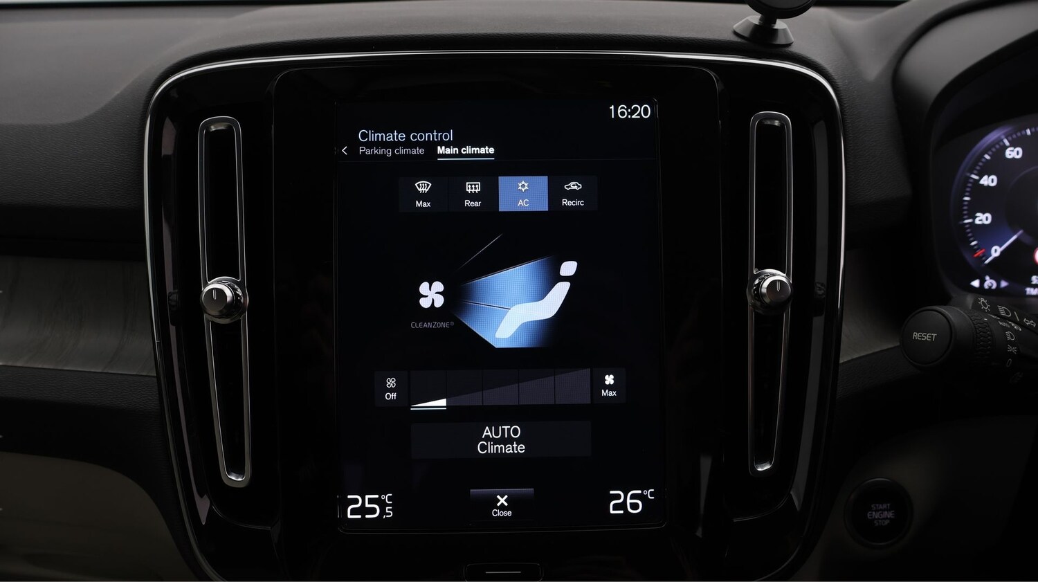 Used Volvo XC40 2021 for sale - 77759598: Photo 12