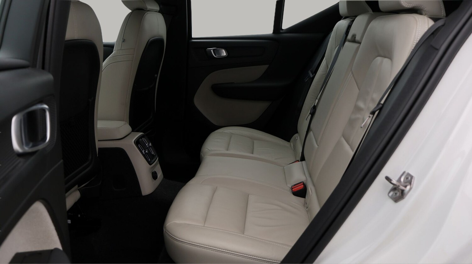 Used Volvo XC40 2021 for sale - 77759598: Photo 16