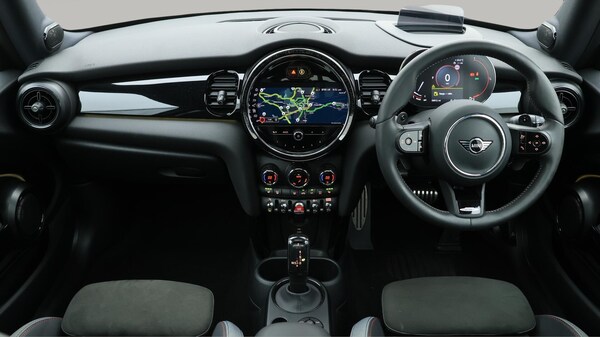 Used MINI Hatch 2023 for sale - 76137236: Photo 14