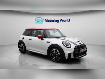Used MINI Hatch 2023 for sale - 76137236: Photo 2