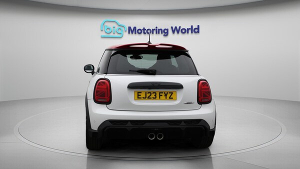 Used MINI Hatch 2023 for sale - 76137236: Photo 7