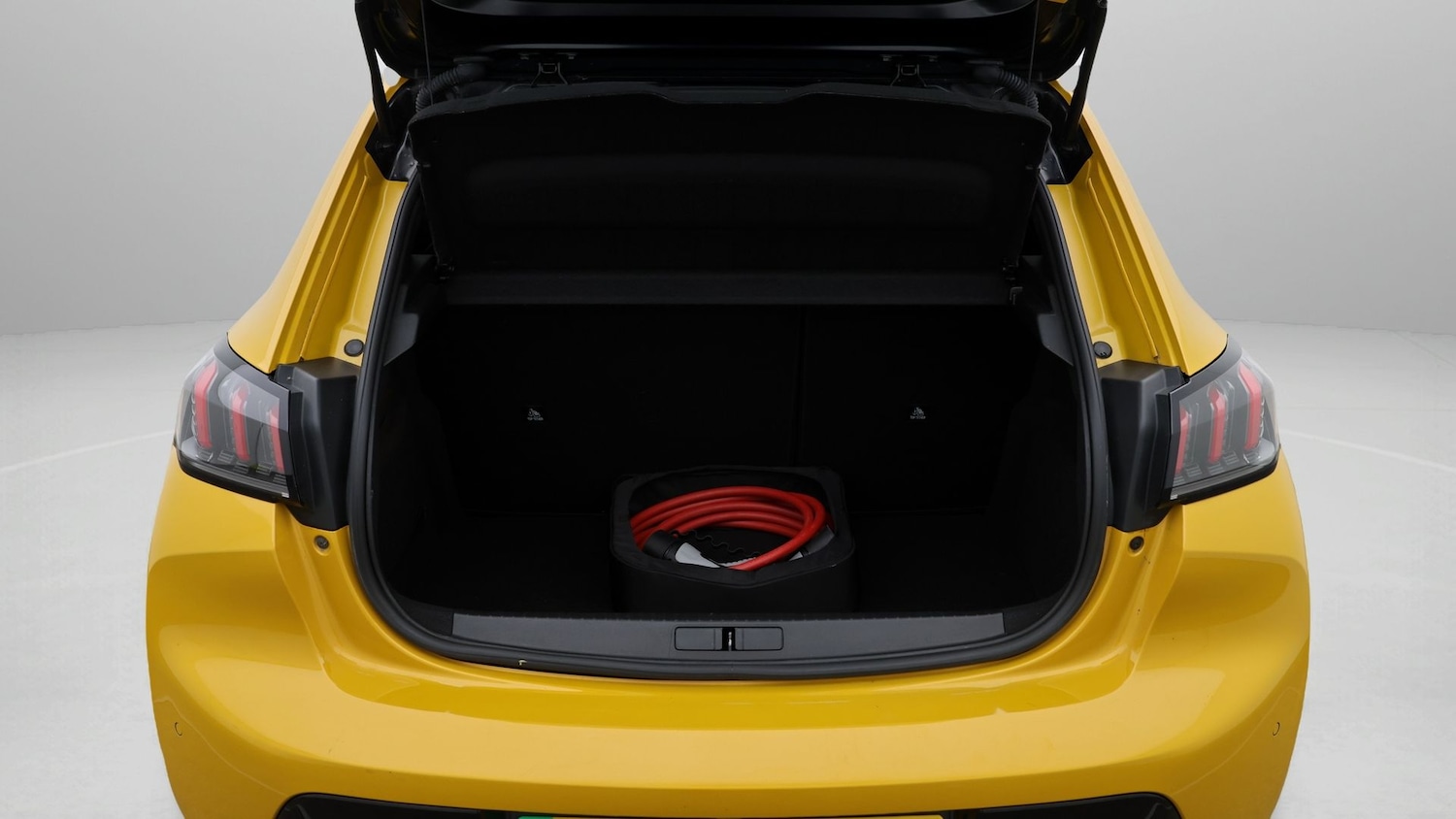 Used Peugeot 208 2023 for sale - 77677048: Photo 17