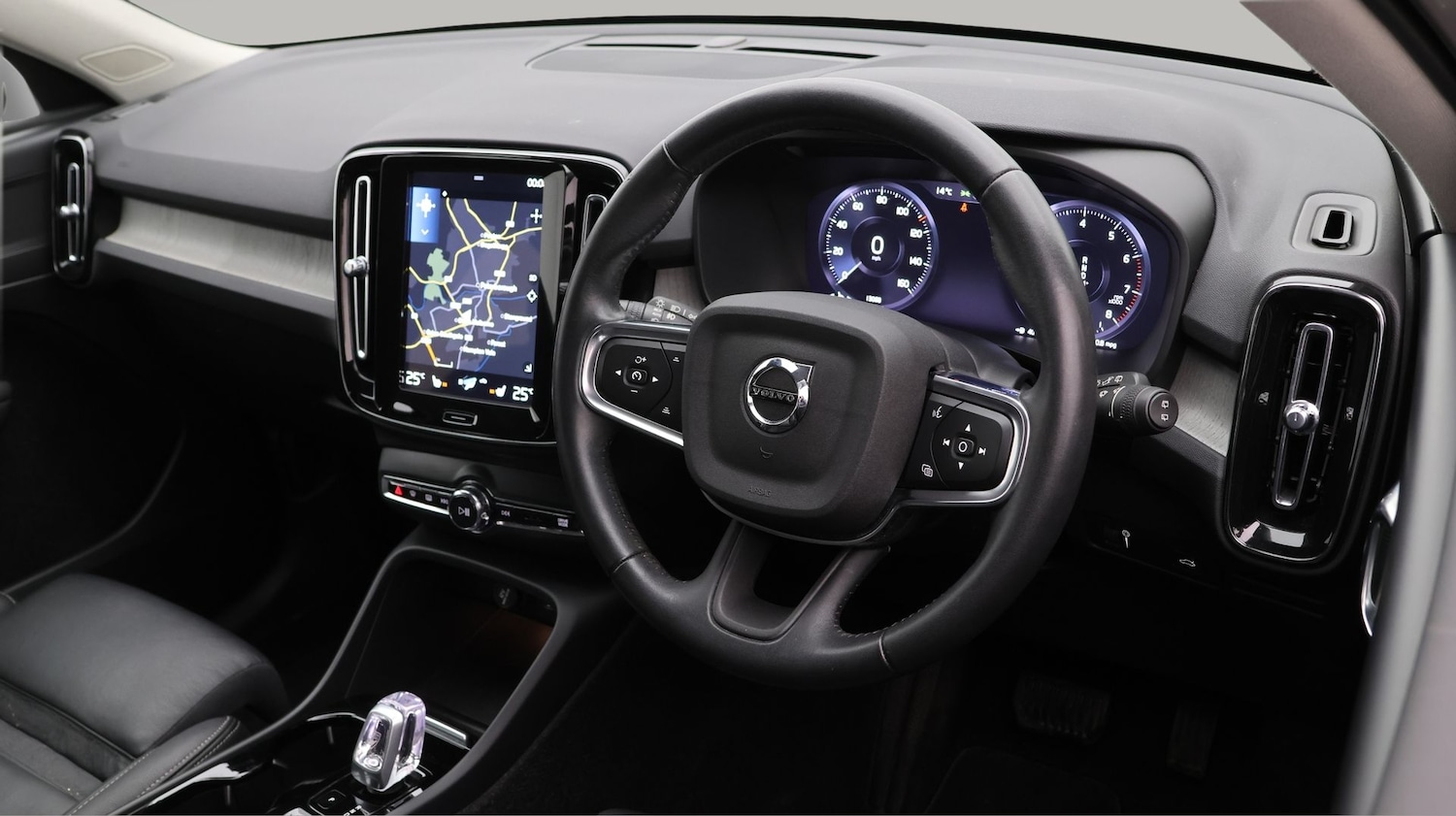 Used Volvo XC40 2020 for sale - 77606283: Photo 9