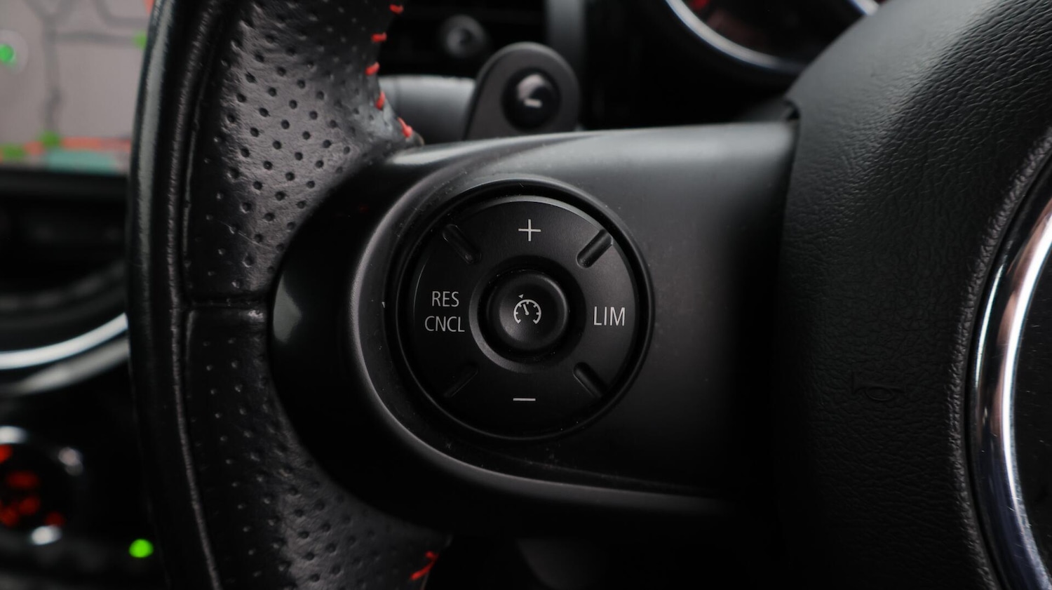 Used MINI Hatch 2019 for sale - 76688849: Photo 23