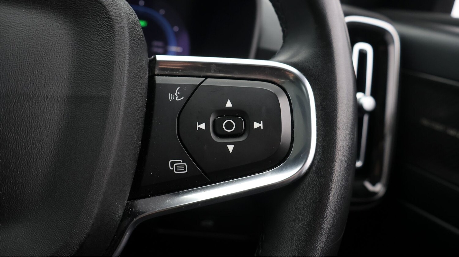 Used Volvo C40 2023 for sale - 77931417: Photo 21