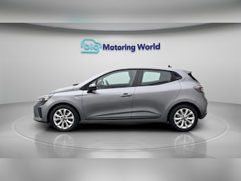 Used Renault Clio 2025 for sale - 79143042: Photo