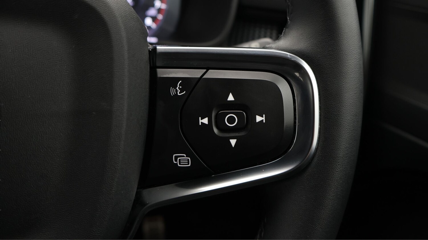 Used Volvo XC40 2022 for sale - 77354194: Photo 22