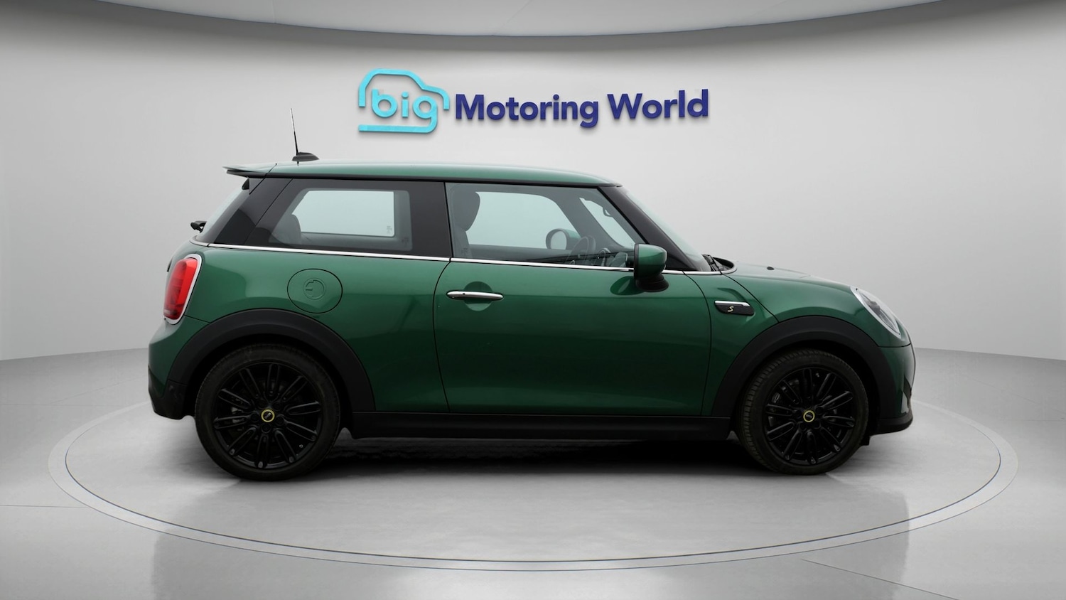 Used MINI Hatch 2023 for sale - 77300637: Photo 8