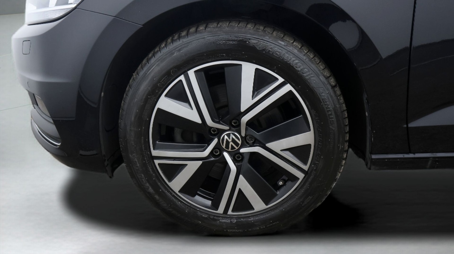 Used Volkswagen Touran 2023 for sale - 77797105: Photo 18