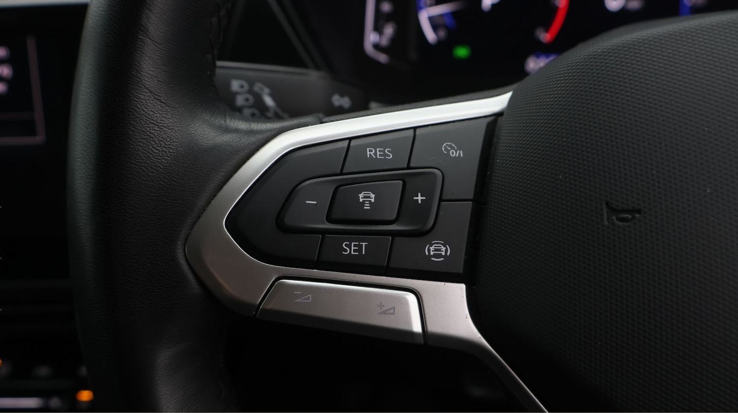 Used Volkswagen Touran 2023 for sale - 77797105: Photo 23