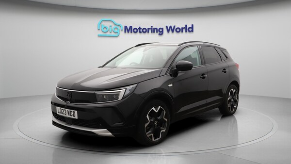 Used Vauxhall Grandland 2023 for sale - 76227987: Photo 4
