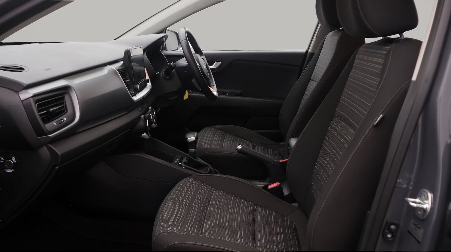 Used Kia Stonic 2022 for sale - 77617604: Photo 14