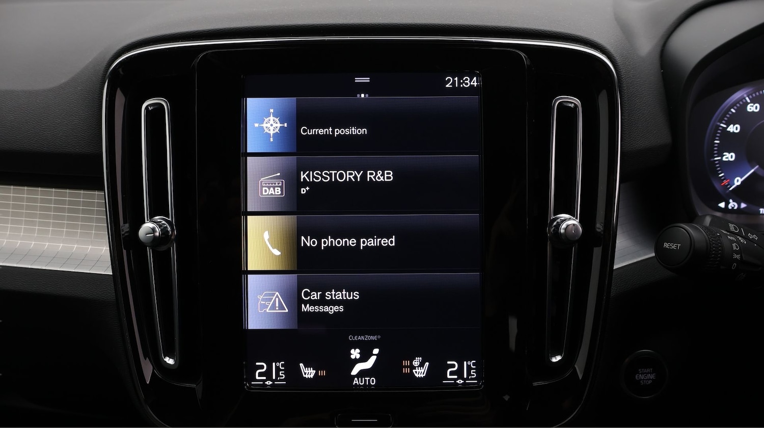 Used Volvo XC40 2023 for sale - 77650141: Photo 11