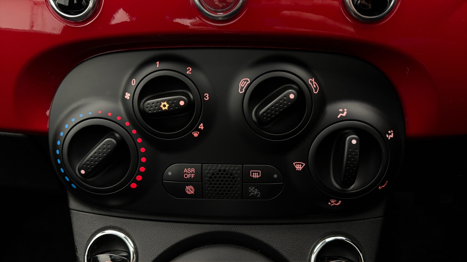 Used Fiat 500 2023 for sale - 77974104: Photo 11