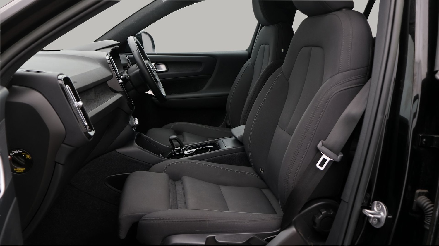 Used Volvo XC40 for sale - 77182008: Photo 14