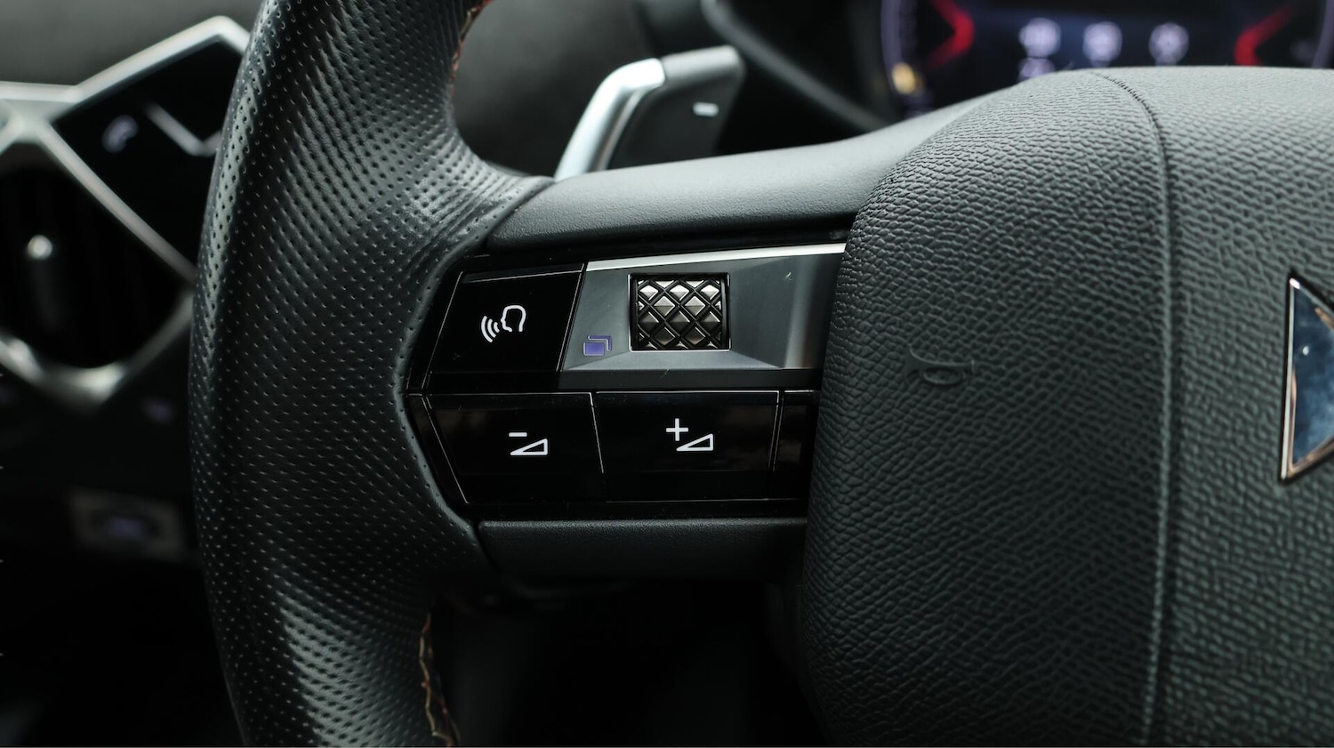 Used DS Automobiles DS 3 2023 for sale - 76728432: Photo 24