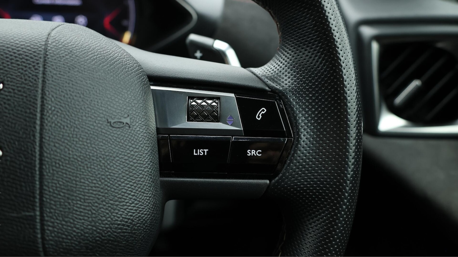 Used DS Automobiles DS 3 2023 for sale - 76728432: Photo 25