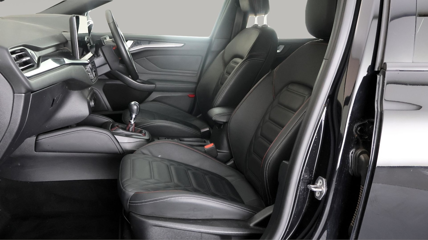 Used Ford Focus 2022 for sale - 77662007: Photo 13