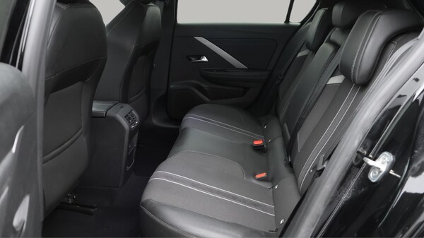 Used Vauxhall Astra 2024 for sale - 76121849: Photo 17
